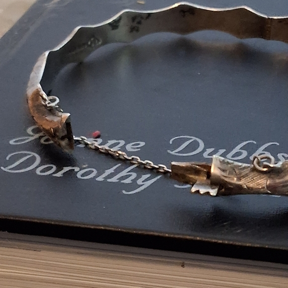 Vintage Etched Sterling Silver Bangle - Picture 9 of 12